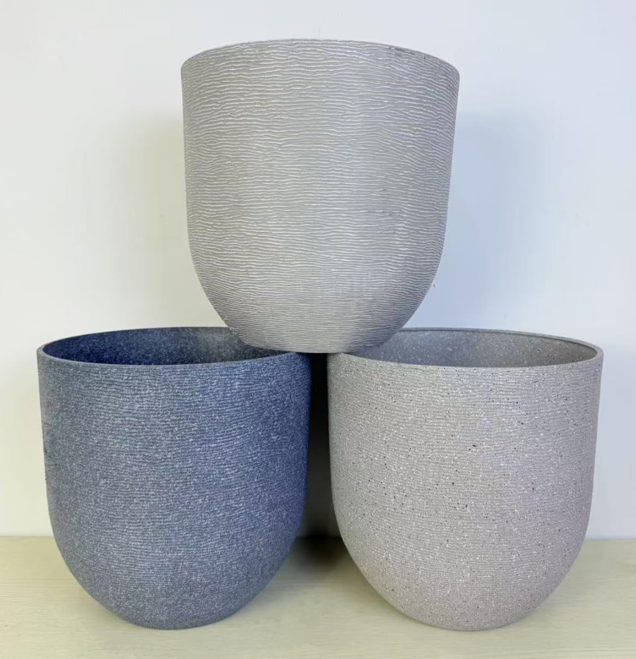 10 inch Plant Pots Stone Finish Lightweight Flower Planter with Drainage Hole for Outdoor Garden Patio Indoor Greenery, Set of 2 (Light Grey)