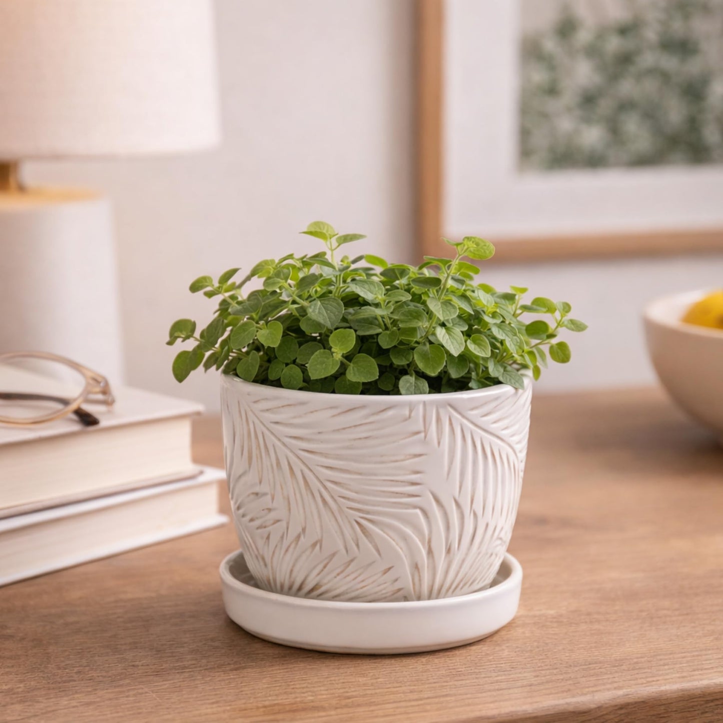 The Bridge Collection - 4.5" White Plant Pot with Drainage Hole and Saucer – Textured Palm Leaf Design - for Indoor or Outdoor Use - Home and Garden Decor