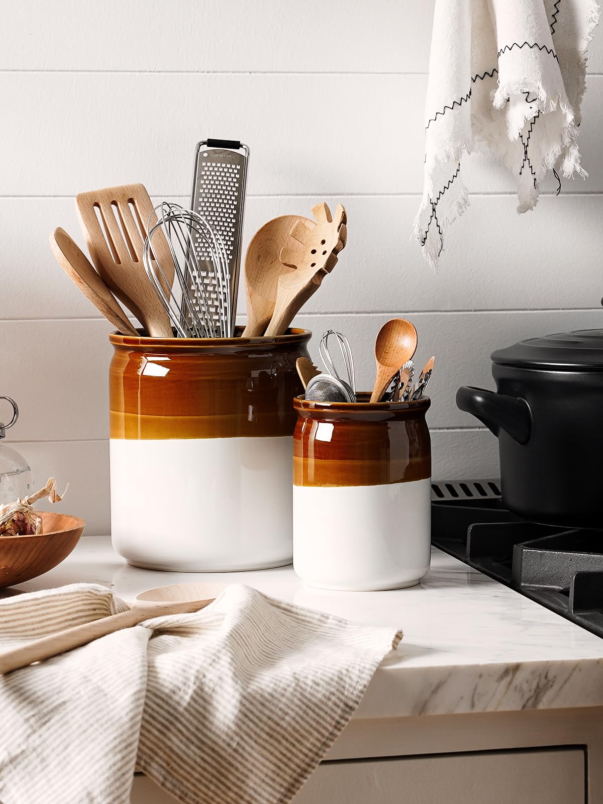 LE TAUCI Kitchen Utensil Holder for Countertop, Ceramic Utensil Crock Set of 2, Rustic Brown Holder for Spatulas, Spoons and Ladles, Large Farmhouse Kitchen Counter Decor, Brown and White, 7.2" & 5.4"