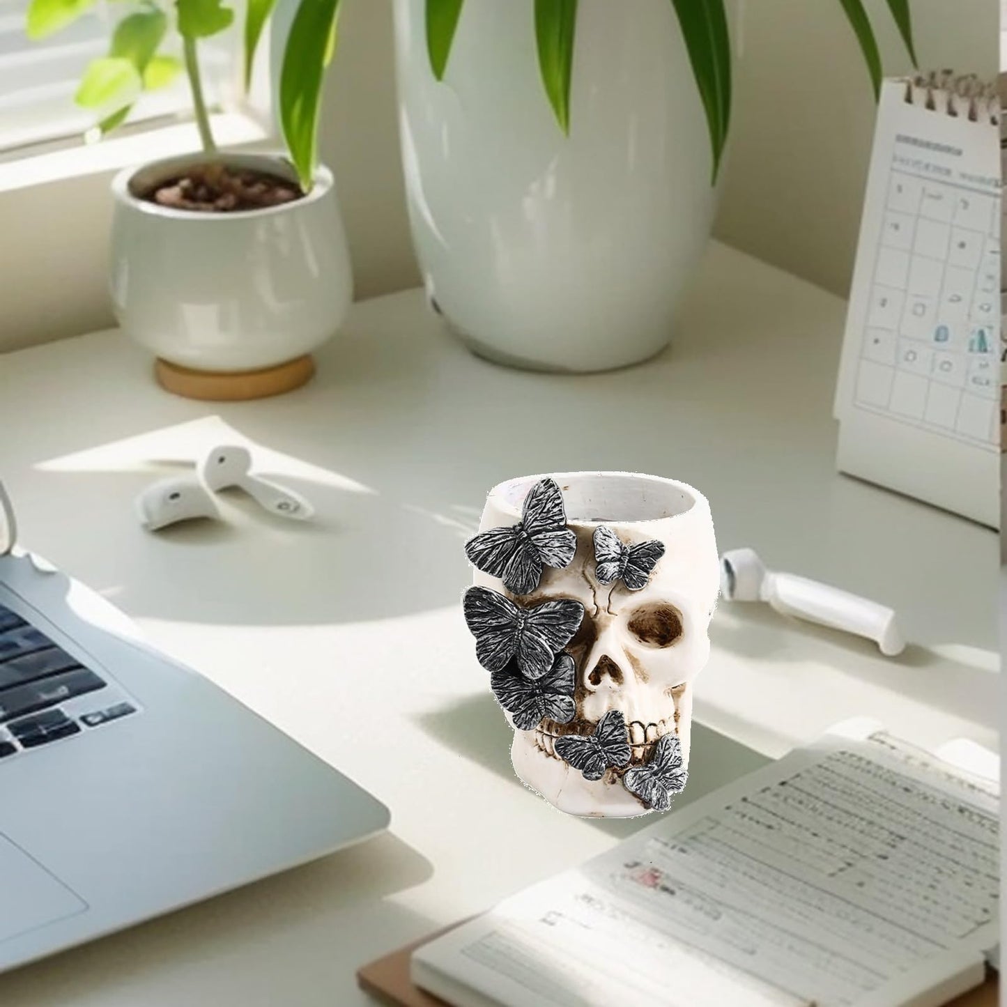 ccsxqy Skull Planter | Goth Desk Accessories - Multi-functional Pen Holder, Makeup Brush Organizer & Office Decor for Desk, Vanity, and Halloween