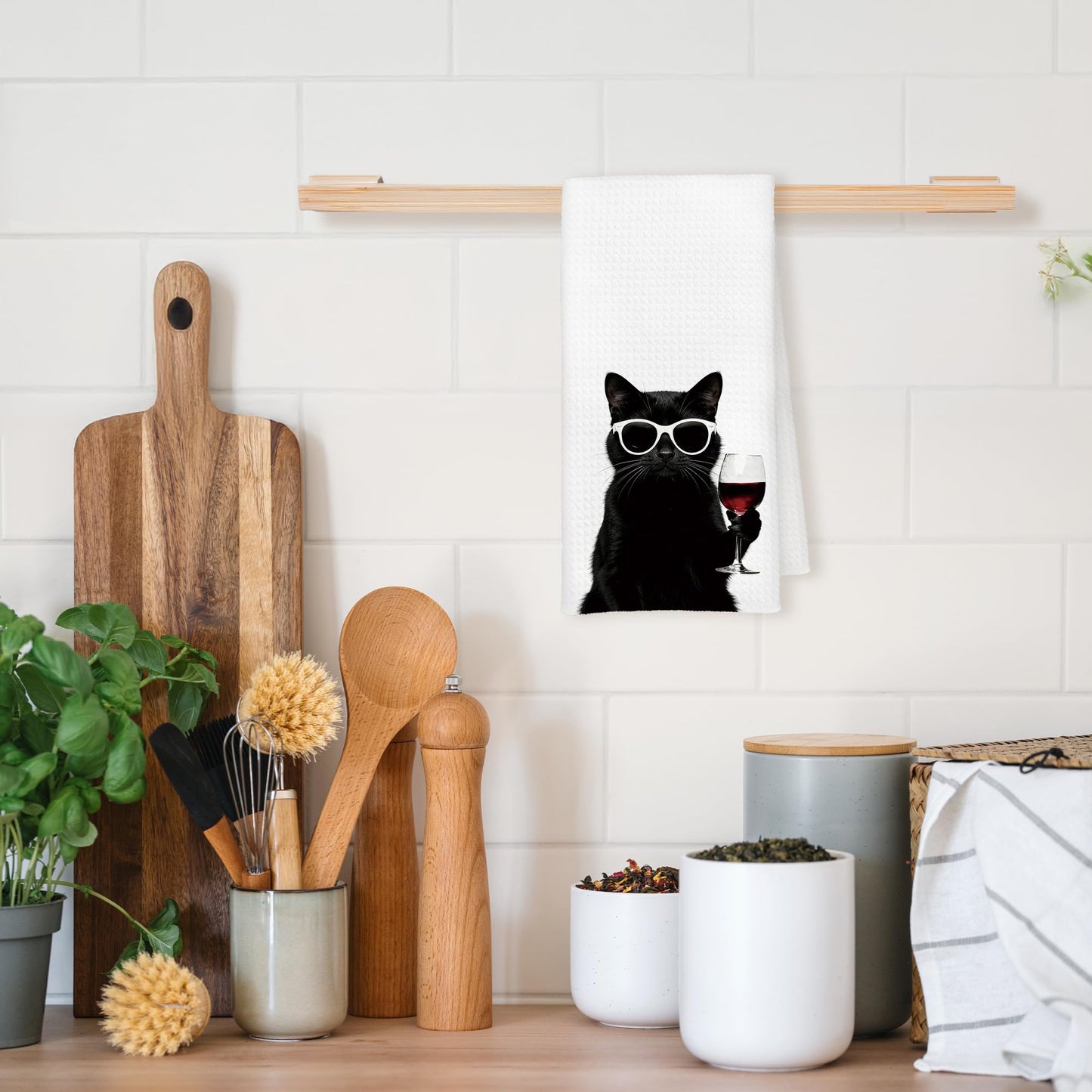 Qskjre Funny Black Cat Wine Kitchen Towels, Cat Mom Gifts for Women, Black and White Cats Decor, Wine Lover Gift Decorative Hand Tea Dish Towel for Kitchen Bar Cart Decor,16x24 Inch