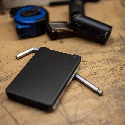 Groove Life Groove Magnetic Thumb Swipe Wallet Gun Metal/Black Leather Go Mens Minimalist Aluminum Credit Card Holder with RFID Blocking, Genuine Leather Attachment, Lifetime Coverage