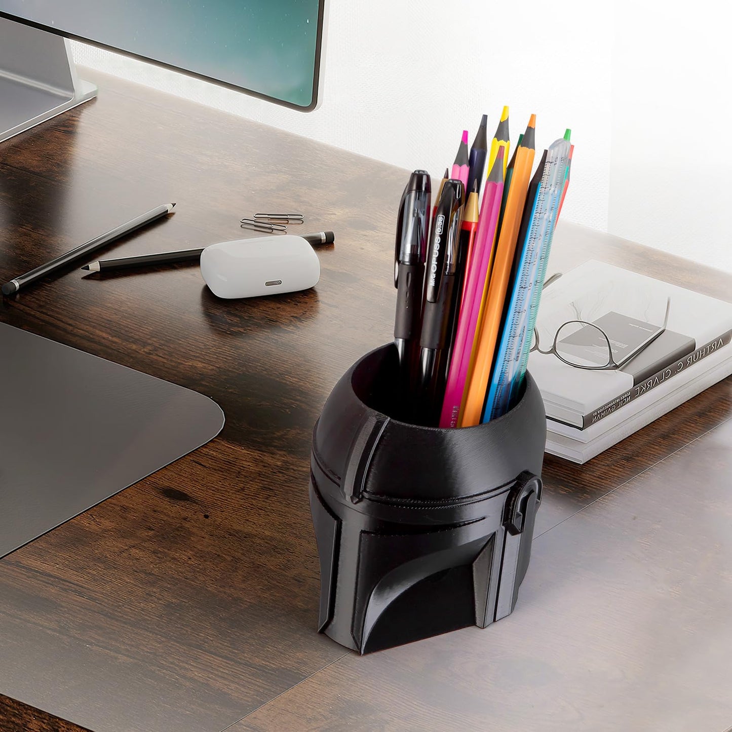 KwatTsz Cool Helmet Pen Holder, Armor Figurine Pencil Holder for Office Desk Decor, 3D Printed, Black, Durable and Fun Gift Idea