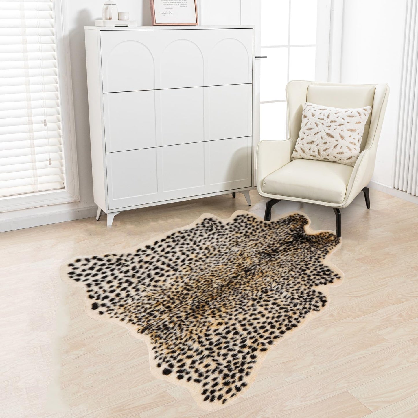 Leopard Rug Cheetah Rug Animals Printed Hide Mats Faux Fur Cowhide Skin Carpet for Home Office, Livingroom, Bedroom, 5.3ft x 6.6ft