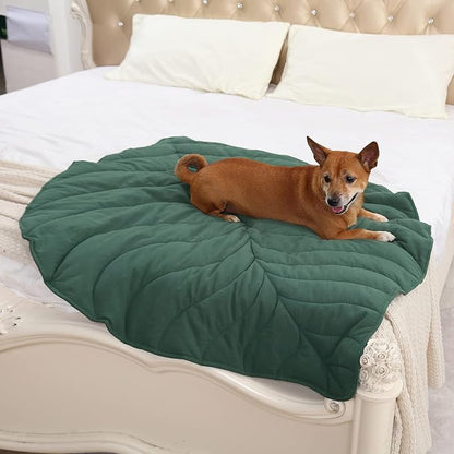 56x42 Inch Leaf Shaped Cotton Dog Blanket, Extra Large Pet Blanket for Small Medium Large Dogs, Machine Washable Puppy Mat for Couch Protection, Soft Plush Dog Bed for Furniture, Sofa, Floor