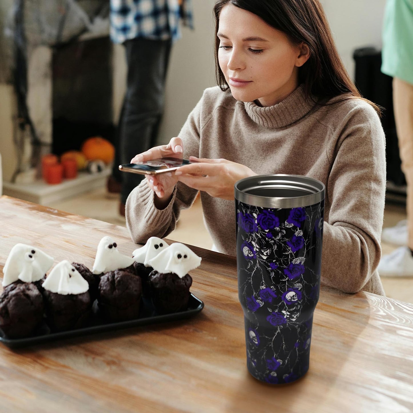 30oz Halloween Tumbler with Handle and Straw, Goth Floral Skull Insulated Tumbler, Leak Proof Travel Coffee Mug, Reusable Stainless Steel Skull Tumbler, Halloween Gifts for Women (black purple)