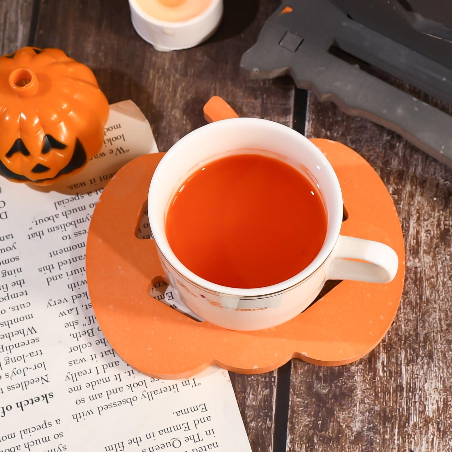 6 Pcs Pumpkin Epoxy Coaster Resin Molds Silicone with Holder, Halloween Pumpkin Coaster Molds Holder Set for Epoxy Resin, DIY Art Craft Cup Mats