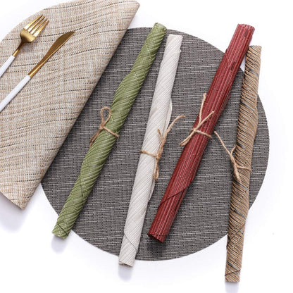 LivebyCare Round Placemats Set of 4 Woven Table Mats Washable Non-Slip Place Mats 13.8 Inch for Christmas Decoration Home Wedding Party,Beige