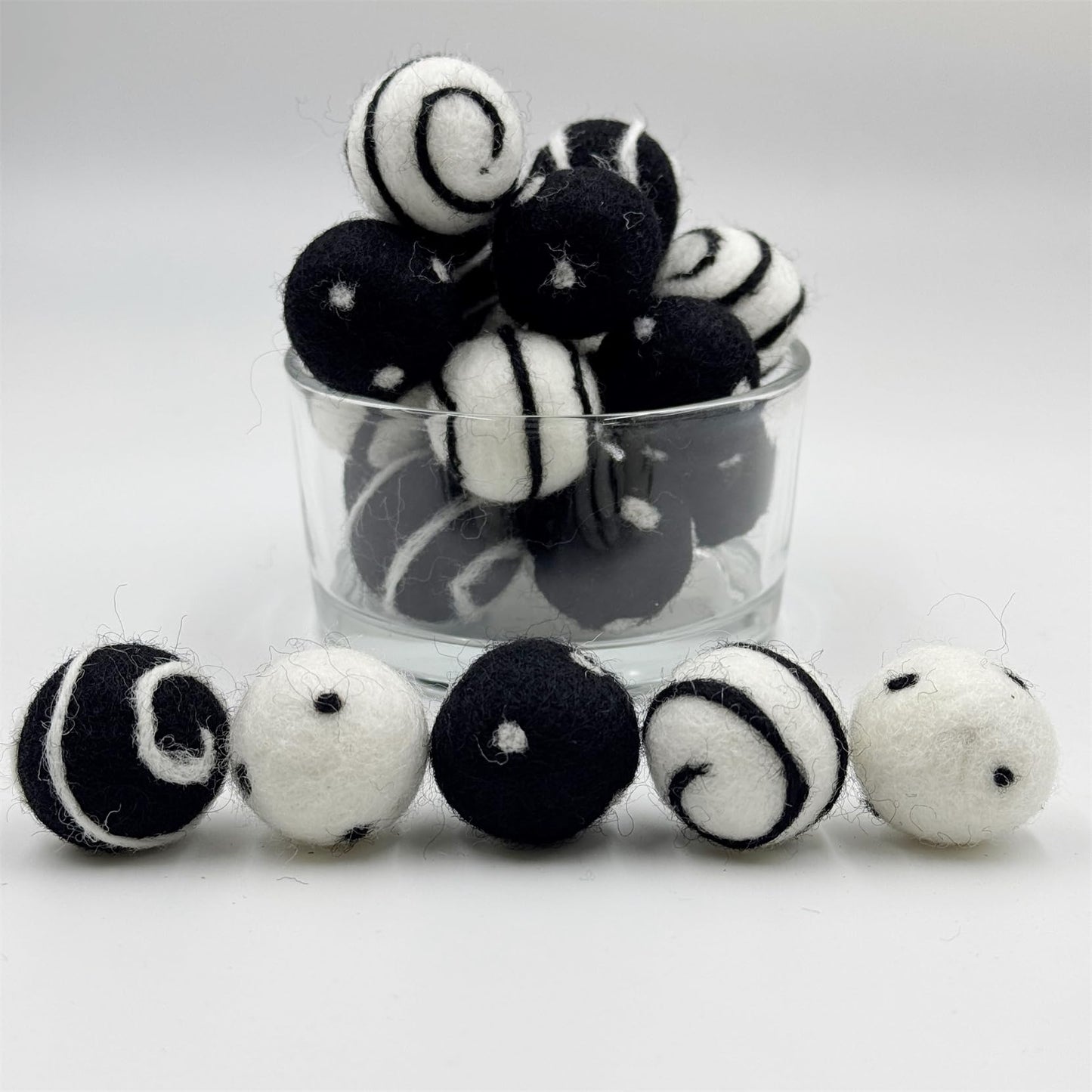 Wool Felt Balls for Crafts 2.5cm 40pc Black White Polka Dots DIY Felt Ball Garland