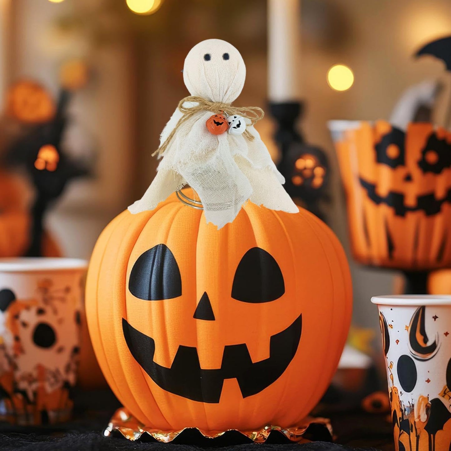 Ghost Halloween Tree Topper, Ghost Mini Christmas Trees Topper Halloween Ornaments, Spooky Decor Autumn Party Supplies (Cute, 3.78" * 3.78" * 7.28")