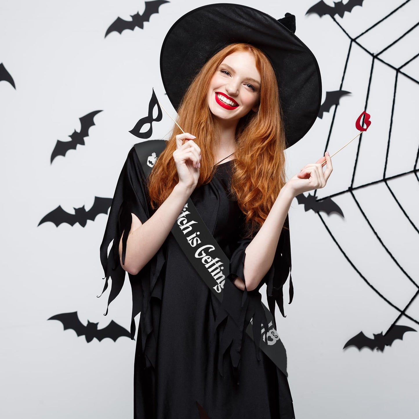 JXYCBZYing Black This Witch is Getting Hitched Sash, Halloween Bride to Be Sash, Witchy, Halloween Themed Bachelorette, Engagement, Bridal Shower, Wedding Party Supplies, Accessories, Decorations