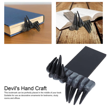Vizni 3D Demon Claws Horror Bookmark, Unique Halloween Bookmark Art Craft, Anime Hands Cool Spooky Book Decor for Offices, Study Rooms, Bookshelf