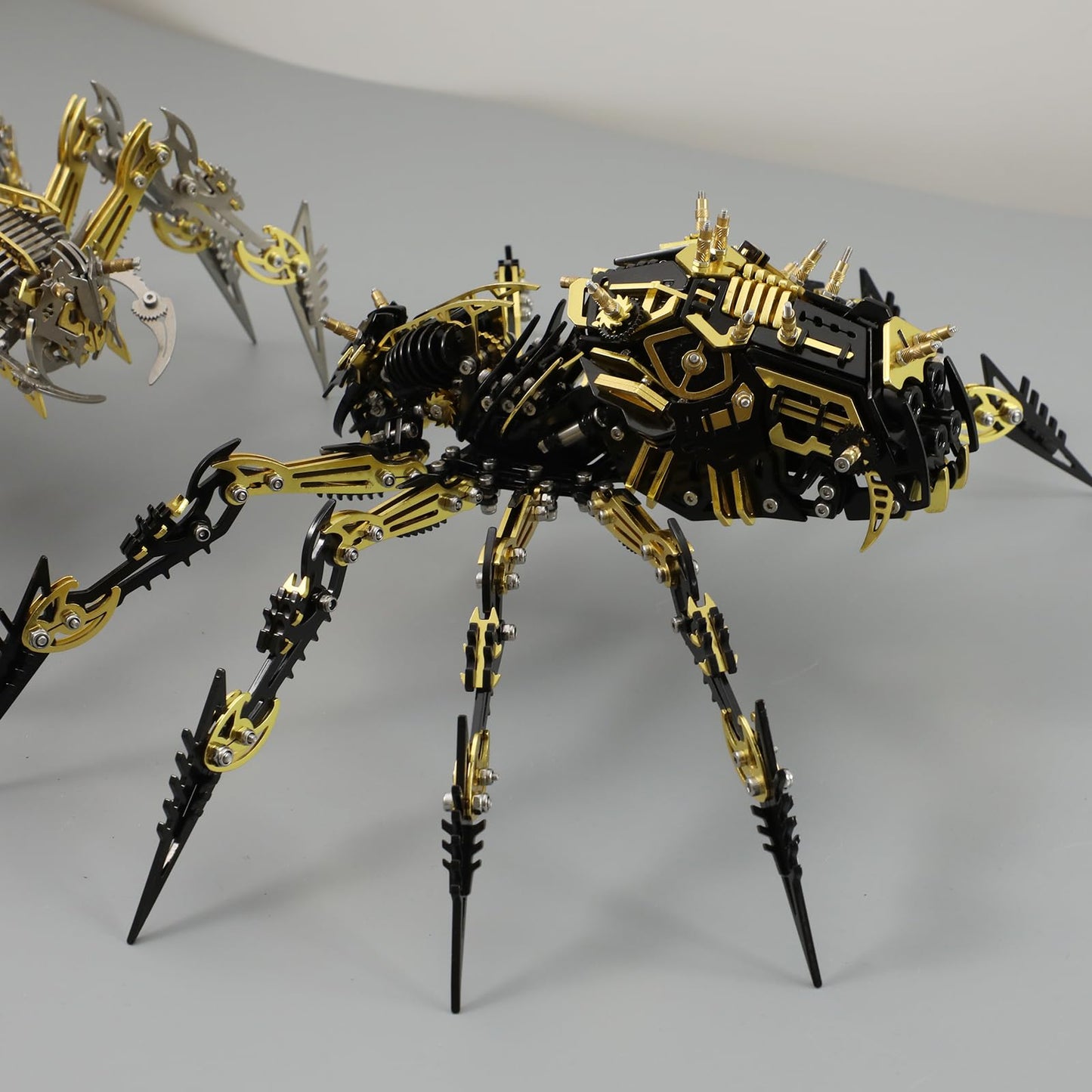 Fccgear 3D Metal Assembly Model Set Mechanical Spider Model Kit for Adults, 800pcs Brain Teaser STEM Kit for Kids, DIY Hobbies for Men Women - Creative DIY Gift for Adults & Teens (Black Gold)