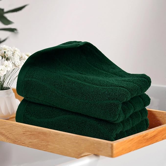 Jacquotha 2-Piece Hand Towels Set in Forest Green, Wavy Striped Jacquard Towels