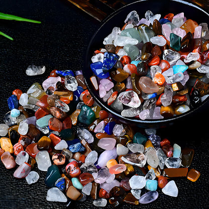 500 pcs Natural Chip Stone Beads, Multicolor 5-8 mm Irregular Gemstones Healing Crystal Loose Bead for Jewelry Making Bracelet Crafting