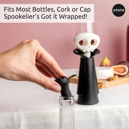 OTOTO Skull Wine Saver Pump and Stoppers - Halloween Gifts, Emo Accessories, Gothic Kitchen, Goth Gifts, Bat, Kitchen Gadgets - (Spookelier)