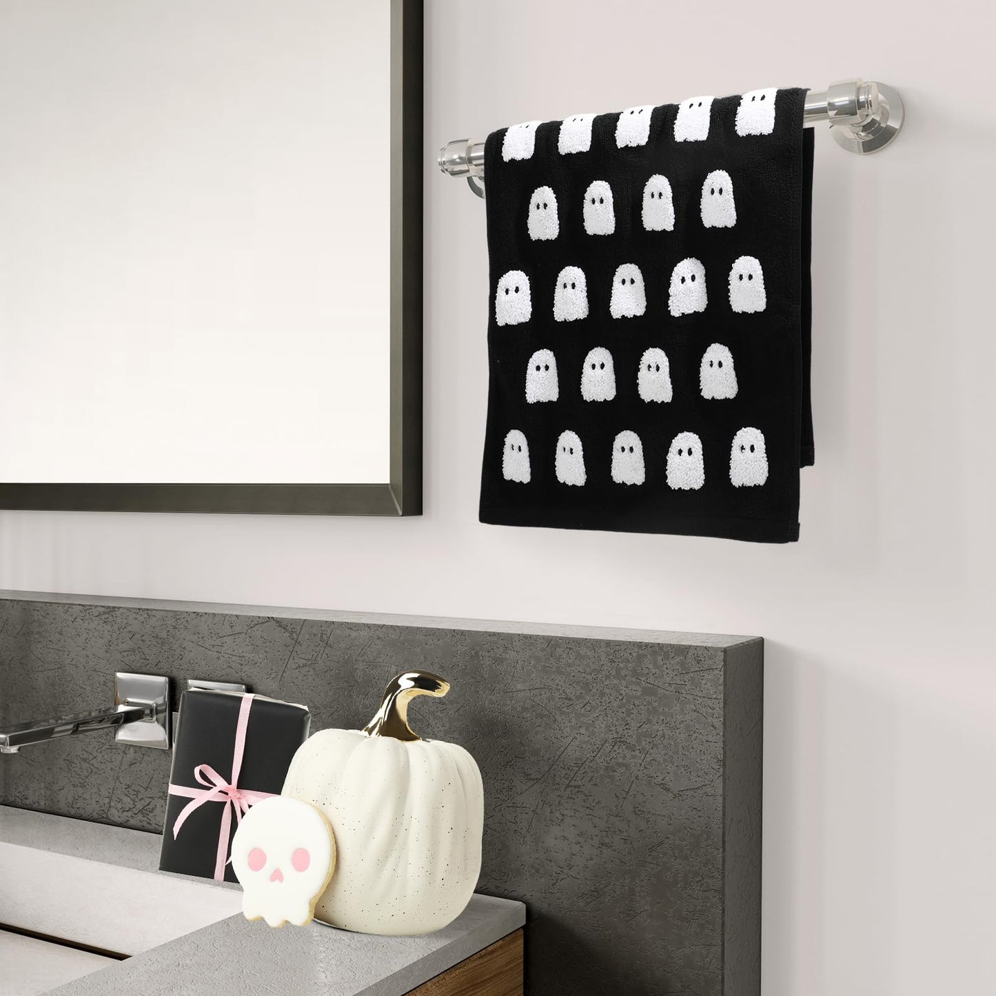JarThenaAMCS 2 Pack Halloween Hand Towels 3D Black White Ghost Decorative Towel Spooky Boo Cotton Bathroom Towel for Kitchen Drying Cleaning, 29.5 x 13.7 Inch