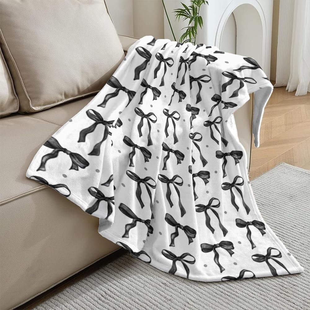 Reateforin Black and White Bows Throw Blankets Black Bow Preppy Blanket Coquette Flannel Soft Cute Bow Aesthetic Classroom Room Decor for Sofa Couch Travel Bed Christmas Halloween Decoration 30"x40"
