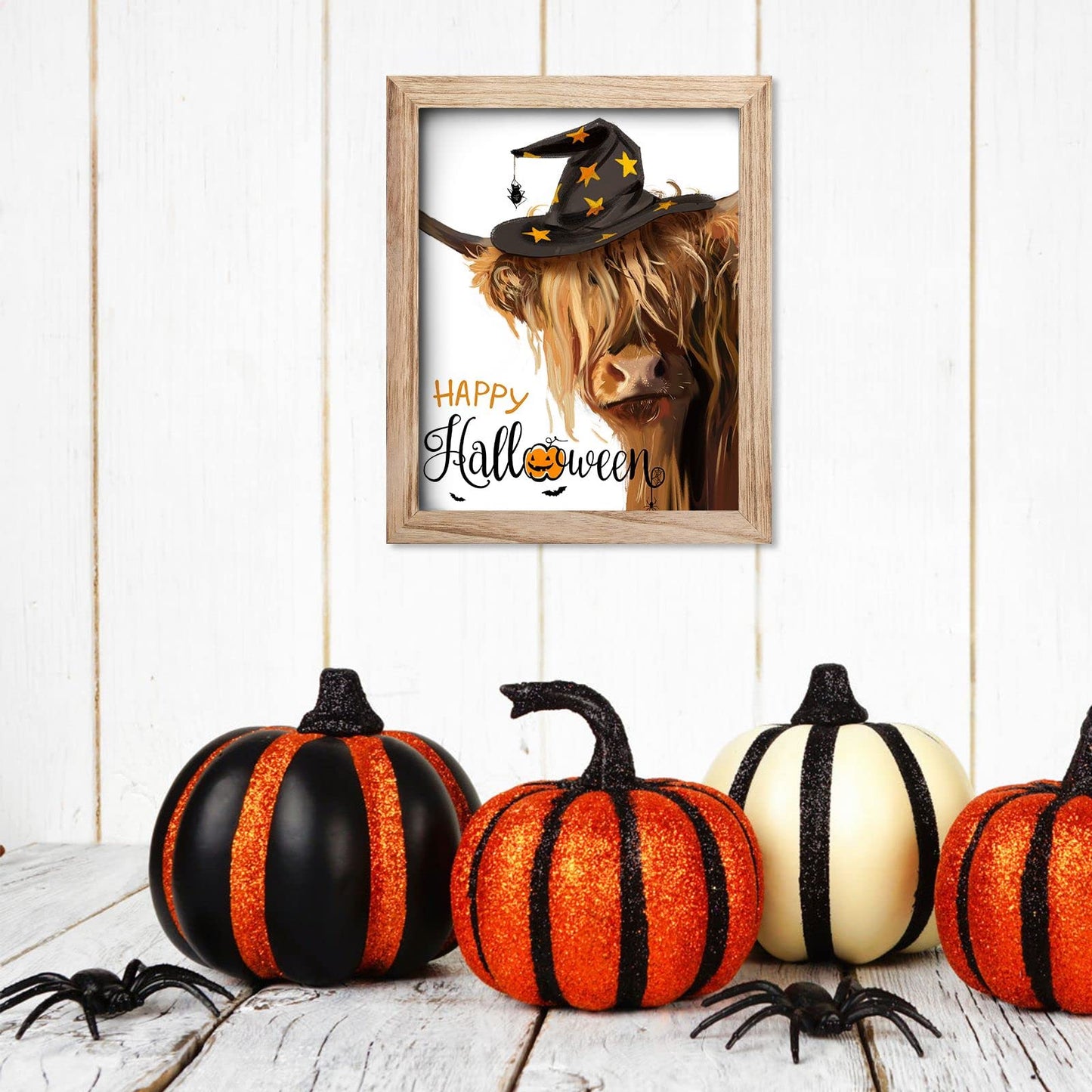 YPY Highland Cow Canvas Wall Art with 7 Interchangeable Holiday Sayings,Rustic Farmhouse Wall Sign 11"x9" Wood Frame, Seasonal St. Patrick's Day & Year-Round Home Decor for Living Room Bedroom Office