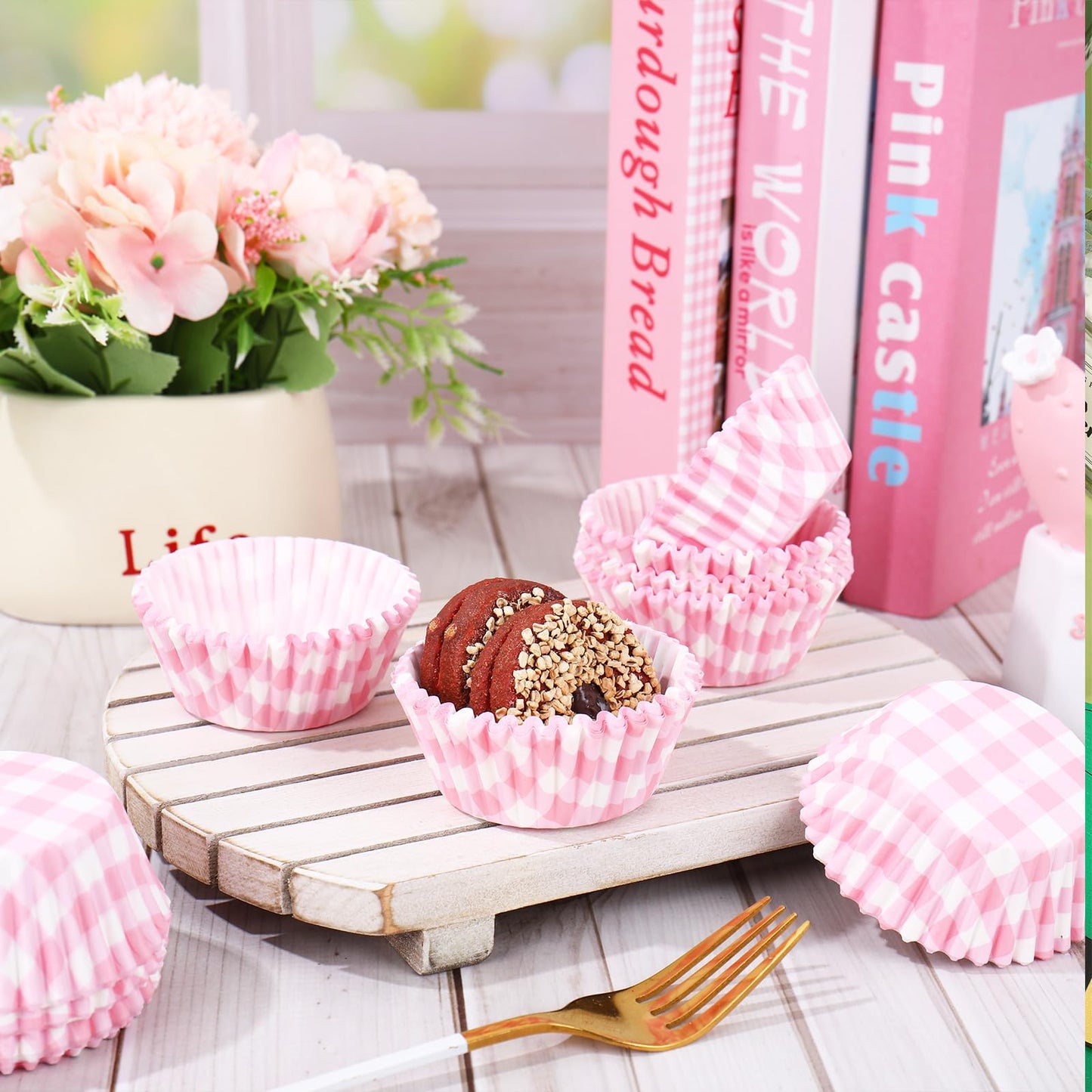 Whaline 300 Pcs Pink Plaid Cupcake Liner Paper Pink Checkered Muffin Liner Baking Cups 2 x 1.2 Inch Cute Cupcake Wrappers for Baby Bridal Shower Wedding Birthday Party Supplies