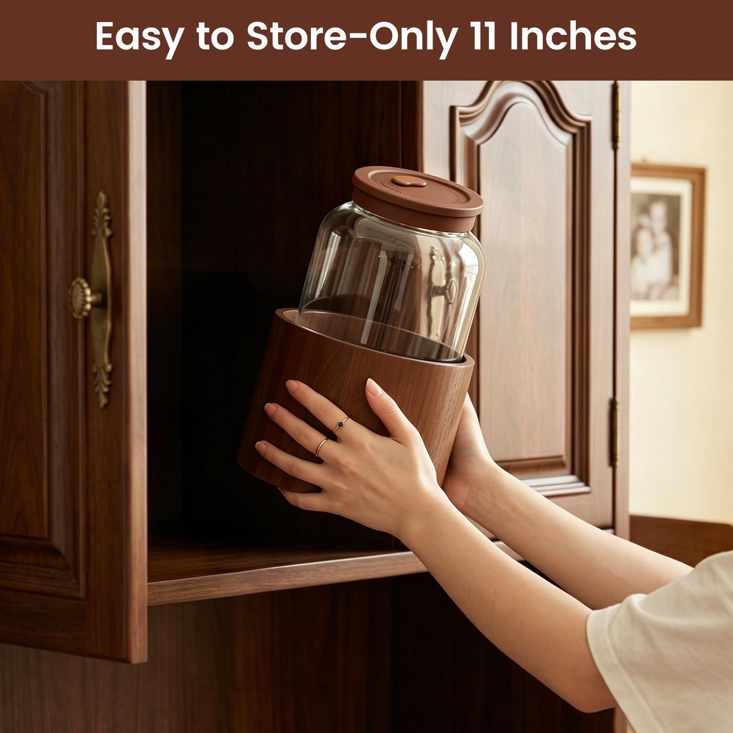 1 Gallon Glass Drink Dispenser for Parties, Beverage Dispenser with Wooden Stand, Silicone Lid and Stainless Steel Spigot, Ideal for Lemonade, Juice, Sun Tea, and Party Drinks