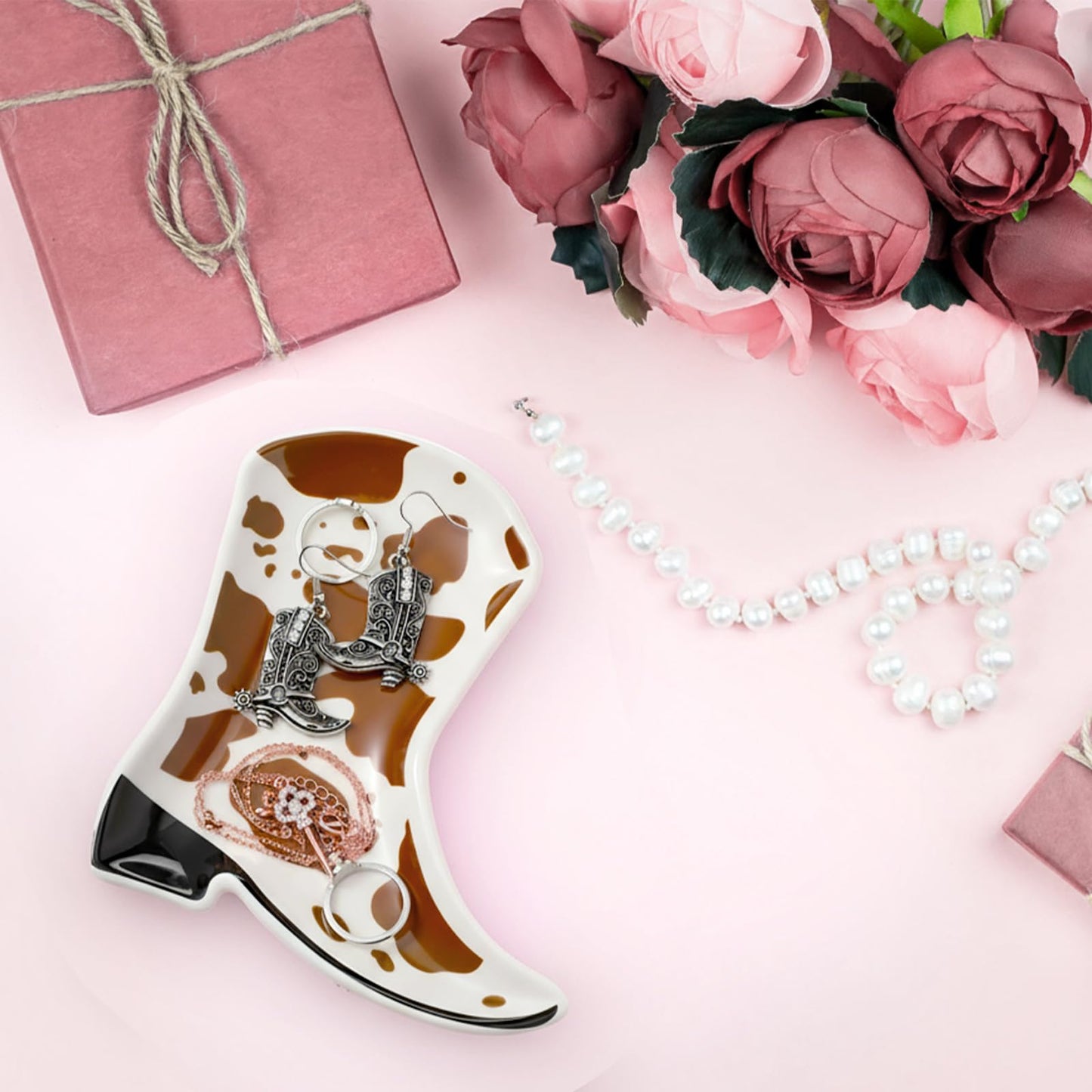 Mimorou Cowboy Boot Jewelry Tray Cowgirl Gifts Western Ceramic Dish Earring Ring Trinket Holder for Women Mother Birthday(Brown)