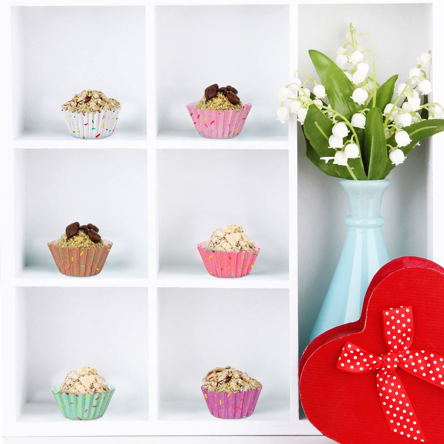 Funtery 600 Count Icing Design Mini Cupcake Liner Baking Cups Paper Small Candy Cups Making Supplies Baking Cupcake Liner Holiday Muffin Chocolate Making Wrappers Supplies Candy Paper(Colorful)