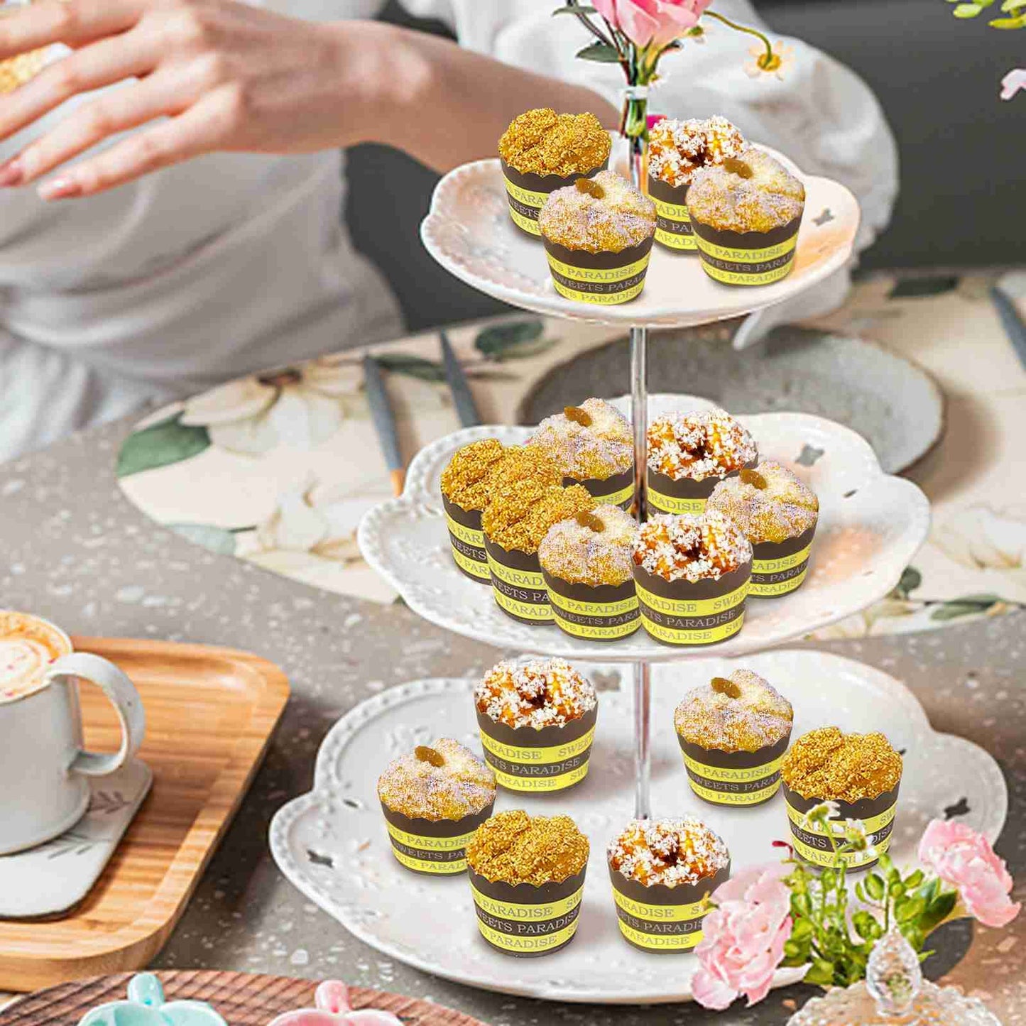 SurpriseSeptember 6PCS Artificial fake cupcake, lifelike fake food display, fake cakes bread dessert decoration, used for party, family decoration, display props artificial cake model (B)
