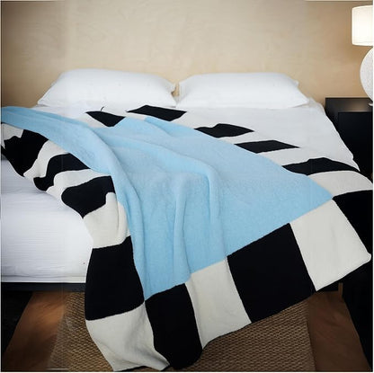 Blue Fleece Throw Blanket for Couch, Modern Fluffy Checkered Blankets Cozy Soft Memphis Style Decorative Blanket for Sofa Travel All Seasons 50x70 Inch