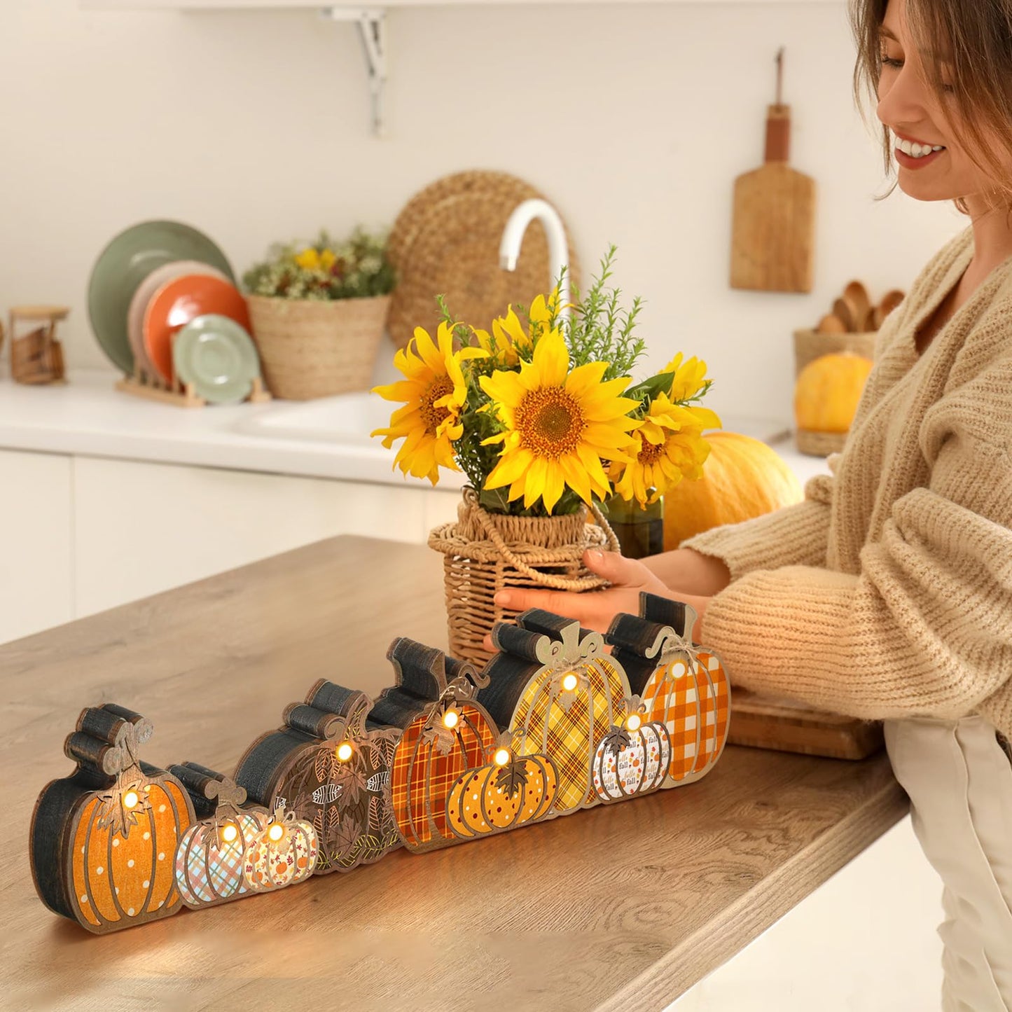 Yousoontic Fall Pumpkin Decor Table Centerpieces Halloween Wooden Pumpkin Sign Decorations with LED Lights 3D Block Autumn Harvest Farmhouse Fall Thanksgiving Decor for Home Mantel Desk Office Party