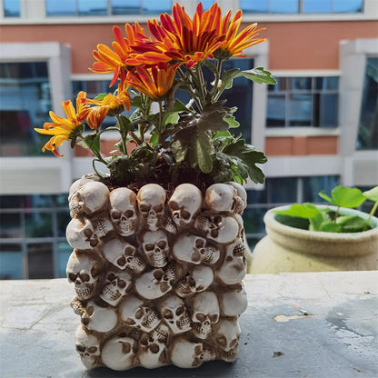 RURAUOGR Skull Pen Pencil Holder Makeup Brush Holder Toothbrush Holder Flower Pot Key Storage Resin Skeleton Home Office Halloween Decor (Beige)
