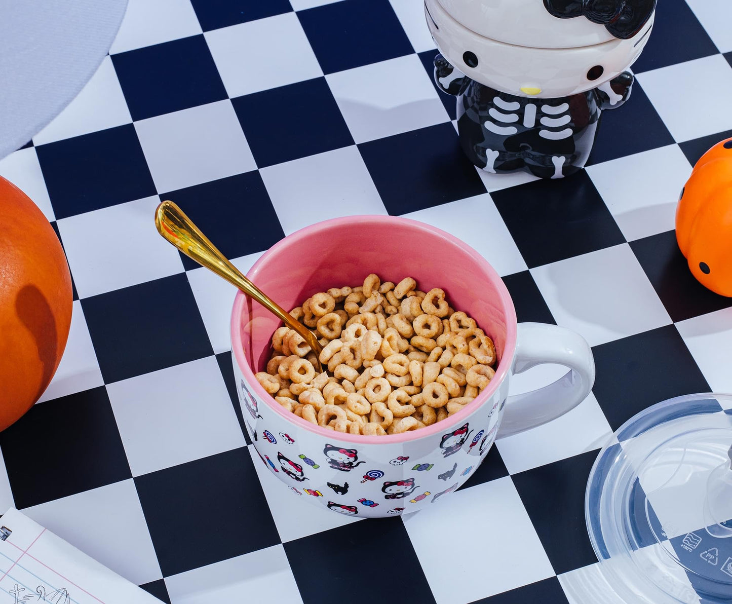 Silver Buffalo Sanrio Hello Kitty Black Cat Ceramic Soup Mug with Vented Lid For Ice Cream, Cereal, Beverages | Holds 24 Ounces
