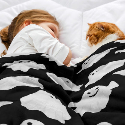 Halloween Ghost Throw Blanket Cute Funny Ghosts Blanket Soft Cozy Fuzzy Flannel Throw Blankets for Couch Bed Sofa Halloween Spooky Living Room Decor Boys Girls Blankets Gifts for All Season 50x60 Inch