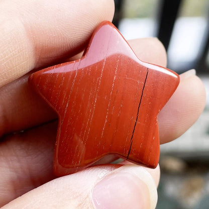 Fekuar Red Jasper Crystal Star Chakra Stones for Reiki Healing Yoga Balance Meditation Polished Mini Pocket Palm Stone 1 Inch (30mm)