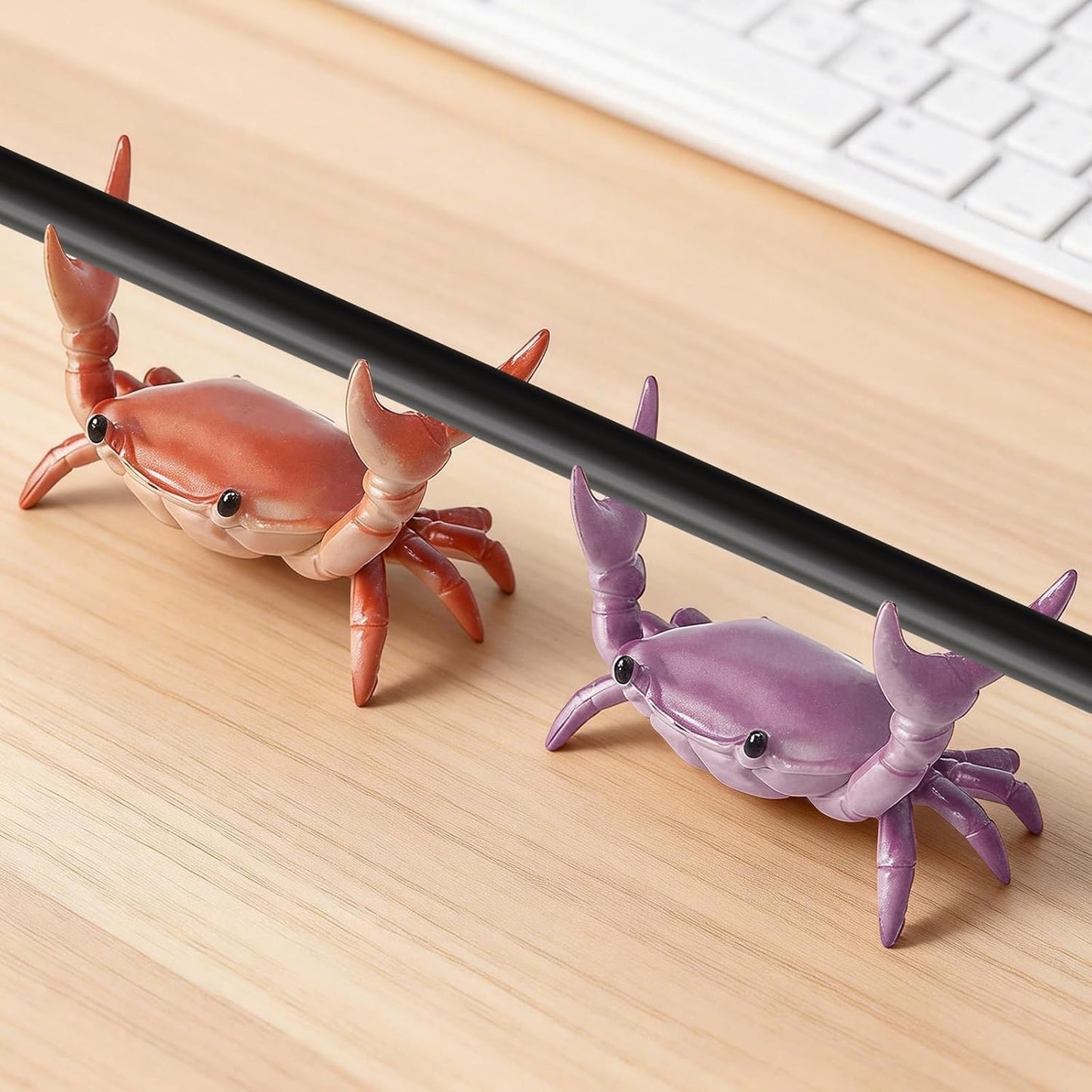 4PCS Weightlifting Crab Pen Holder for Desk, Creative Desk Crab Pen Holder, Cute Desk Organizer & Pencil Stand, Funny Home Office School Decor Desk Accessories (MIX)