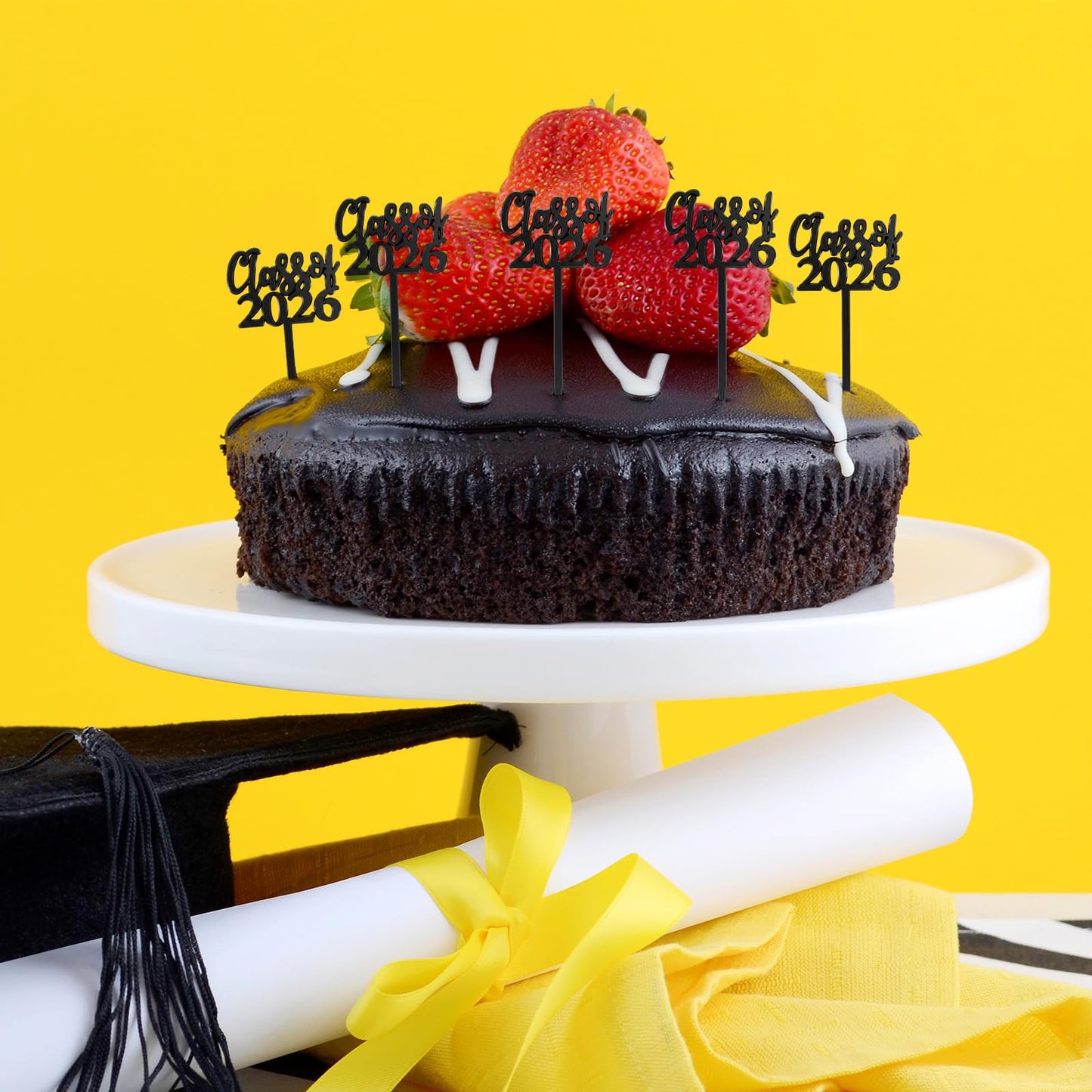 Boao 100 Pieces Class of 2026 Cupcake Toppers Plastic Graduation Cake Picks Graduation Decorations Grad Party Supplies(Black)
