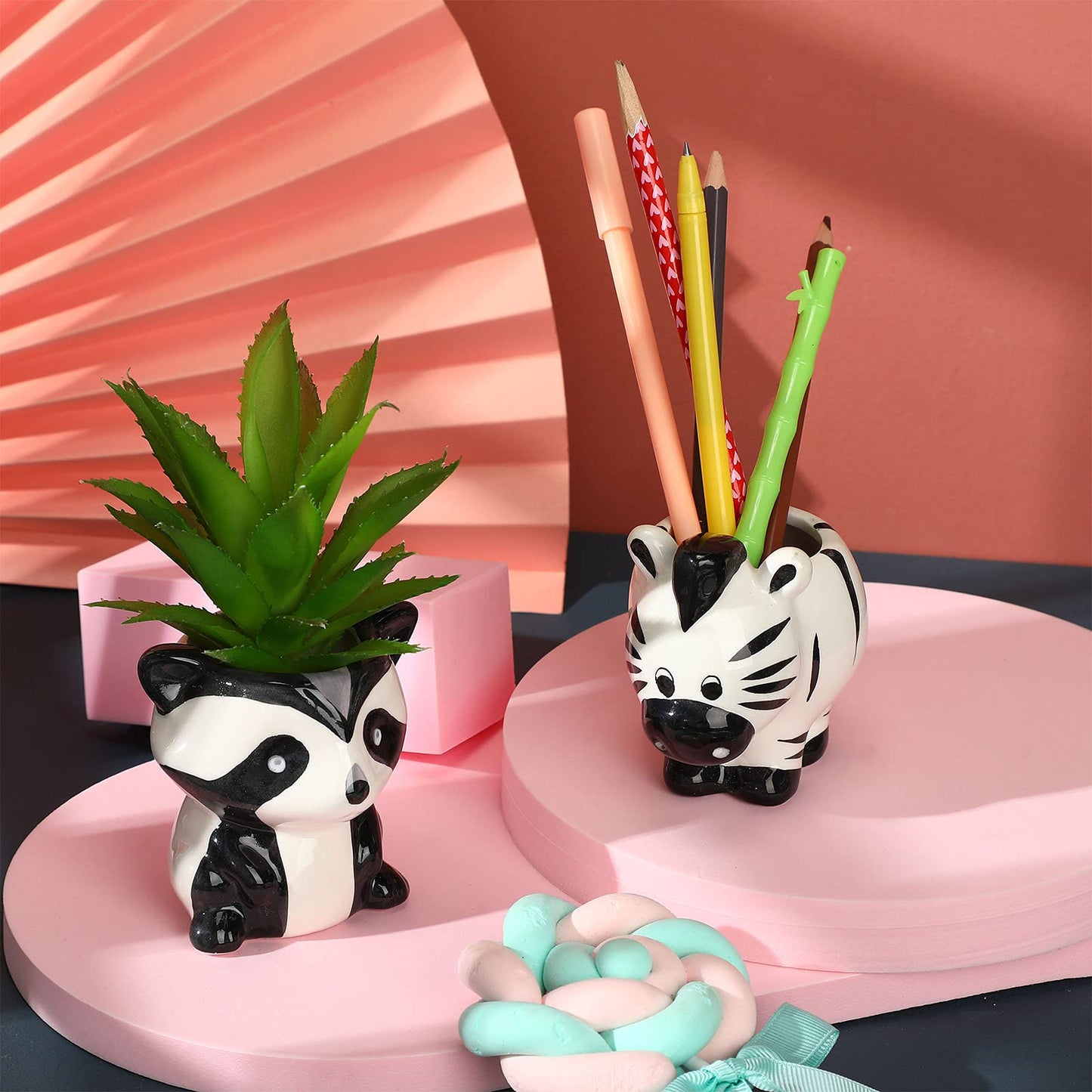 Patelai 6 Pieces Cute Animal Succulent Planter Pot with Drainage Hole, Cartoon Cow Elephant Ceramic Flower Plant Pot Tiny Flower Planter Cactus Container Indoor Outdoor Office Home Decor