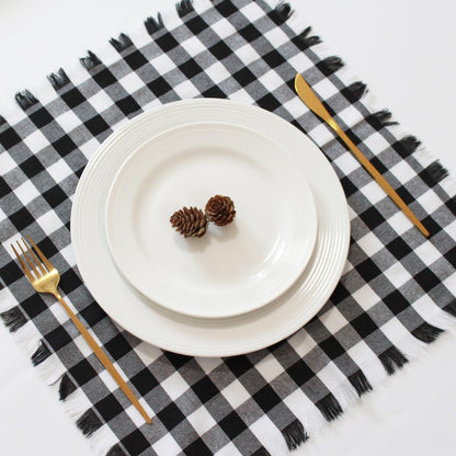 Black Buffalo Checkered Cloth Napkins, Set of 6, 18x18 inch Farmhouse Gingham Napkins with Fringe, Reusable Cotton Napkins for Dinner Parties, Thanksgiving, Halloween & Christmas Decor