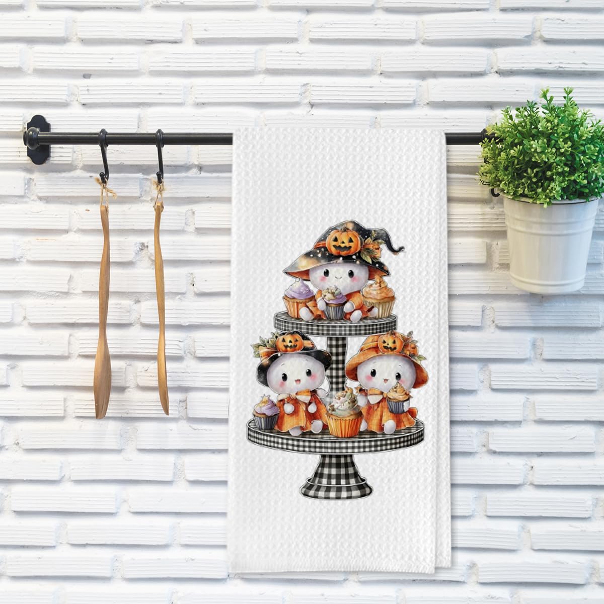 FDLLUS Halloween Ghost Kitchen Towels, Spooky Ghost Cake Decorative Towels for Bar Kitchen Bathroom