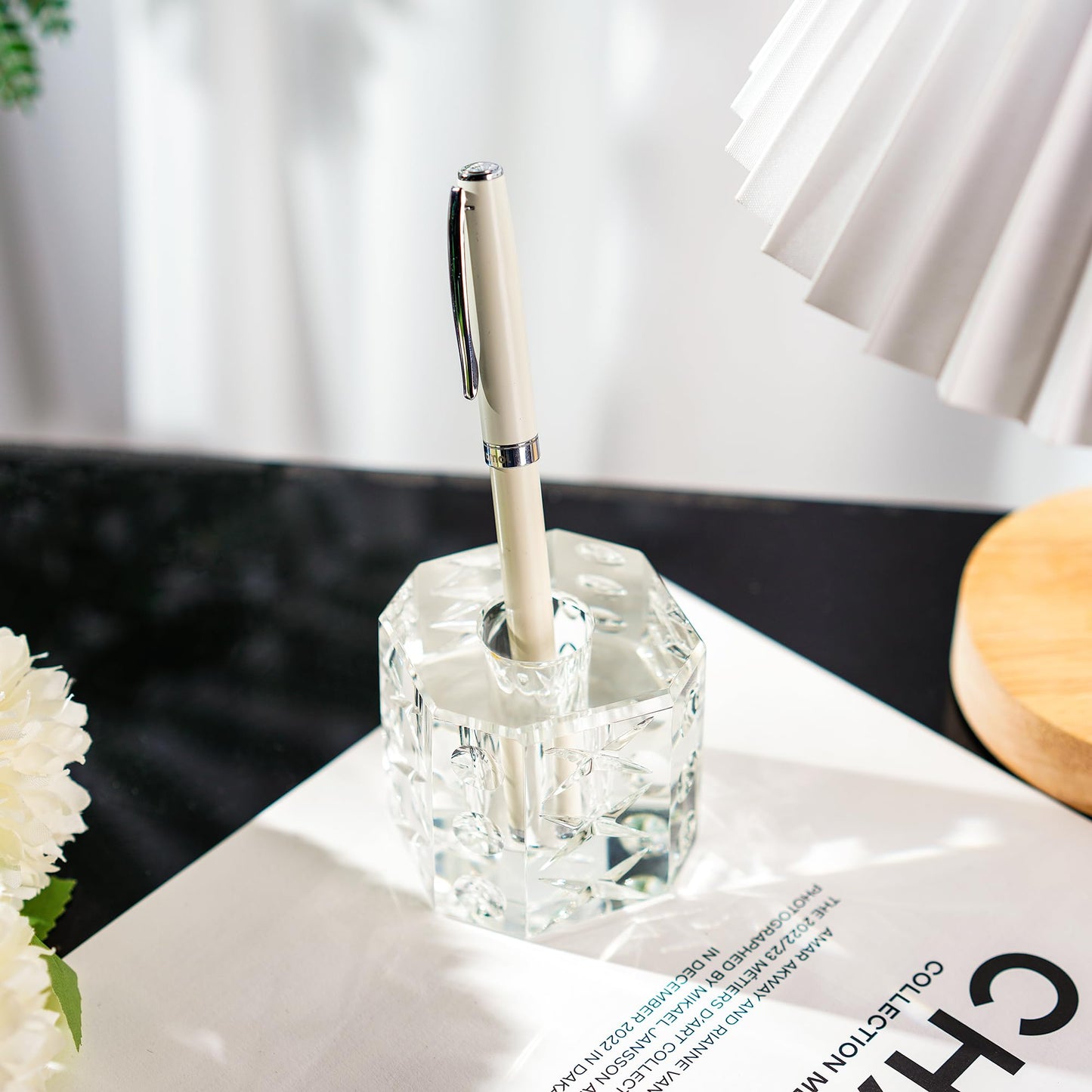 QFkris Fancy Crystal Single Pen Holder for Desk, Glass Fountain Pen Stand, 2.2" Feather Pencil Holder for Office Desktop Decoration, Gift for Man Woman Students Teachers Father Boyfriend