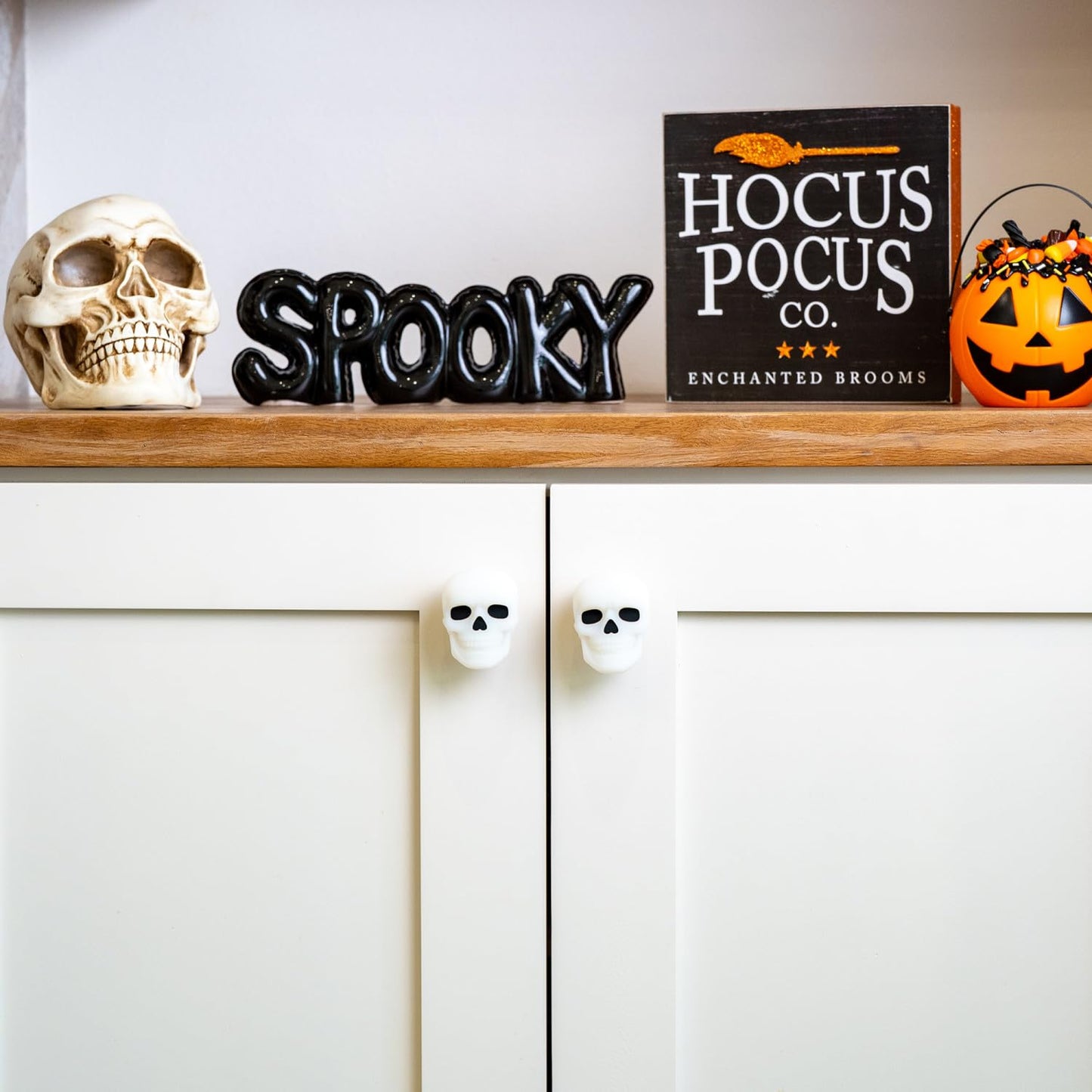 Knobēz 12pk Skull Decorative Cabinet Knob Covers - Spooky Halloween Decor