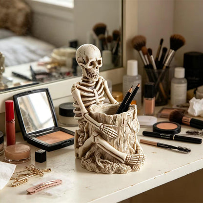 RURAUOGR Skull Pen Holder Resin Skeleton Key Holder Makeup Brush Holder Toothbrush Holder Halloween Home Office Storage Desk Supplies Halloween Decor (Style A)