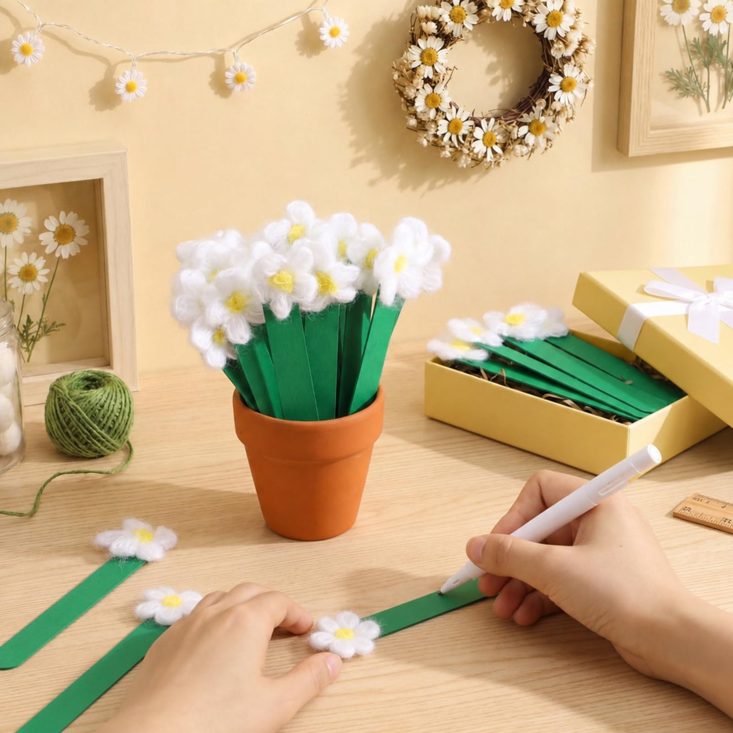 Chunful 72 Flip Name Sticks with Storage Pot Talking Flip Name Stick Counting for Classroom Back to School Management Teacher Essential Student Grouping Tally Educational and Learning Supply(Elegant)
