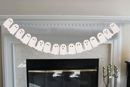 Halloween Ghost Garland - Scary Halloween Decoration, Ghost Banner, Hallowee Decorations Indoor, Haunted House Decor(16 pcs)
