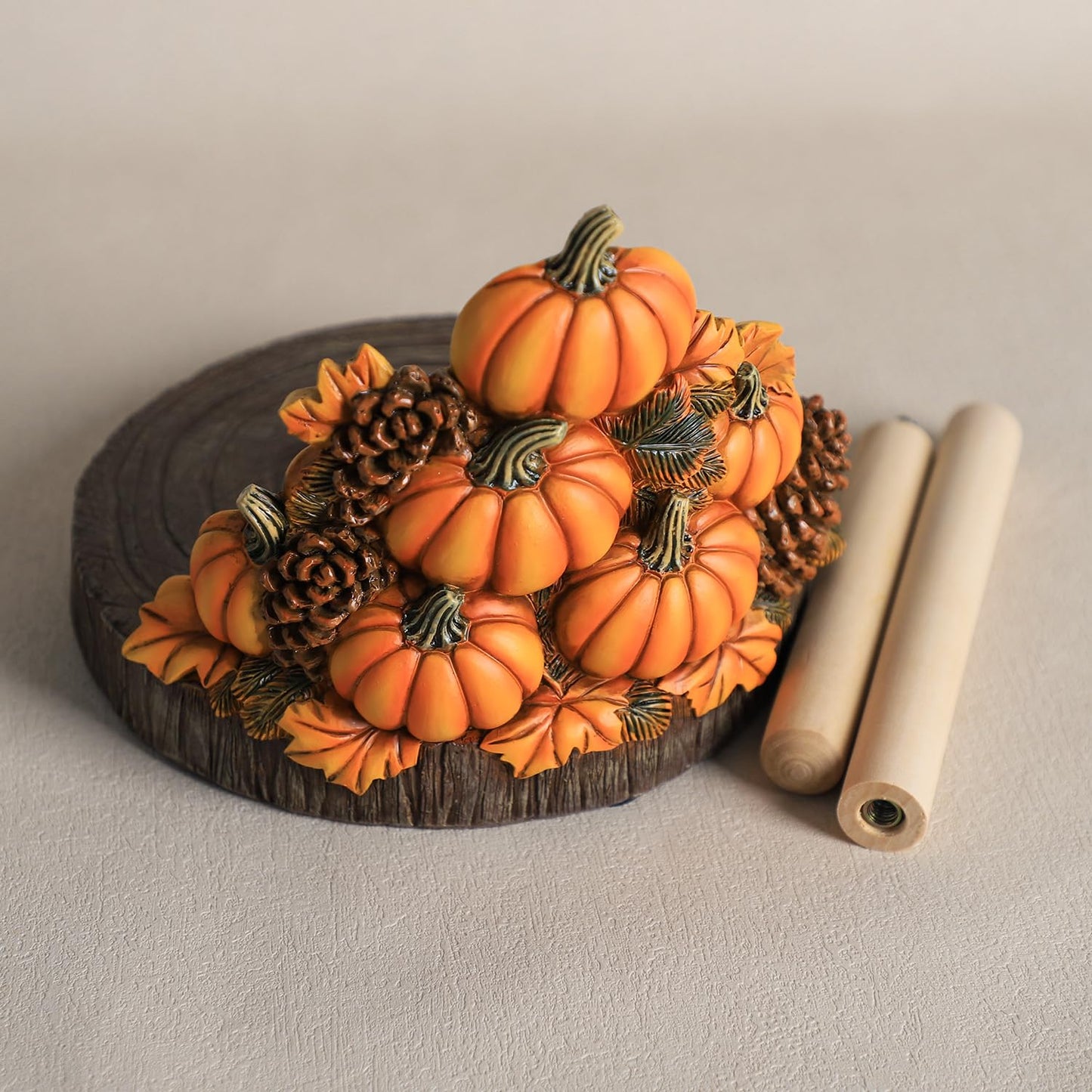 Bicuzat Autumn Maple Leaves Pumpkin Pattern Paper Towel Holder Stand, Resin Pumpkin Crafts Display for Kitchen Countertop, Halloween, Cafe, Restaurant, Cake Shop, Dessert Shop-Pumpkins
