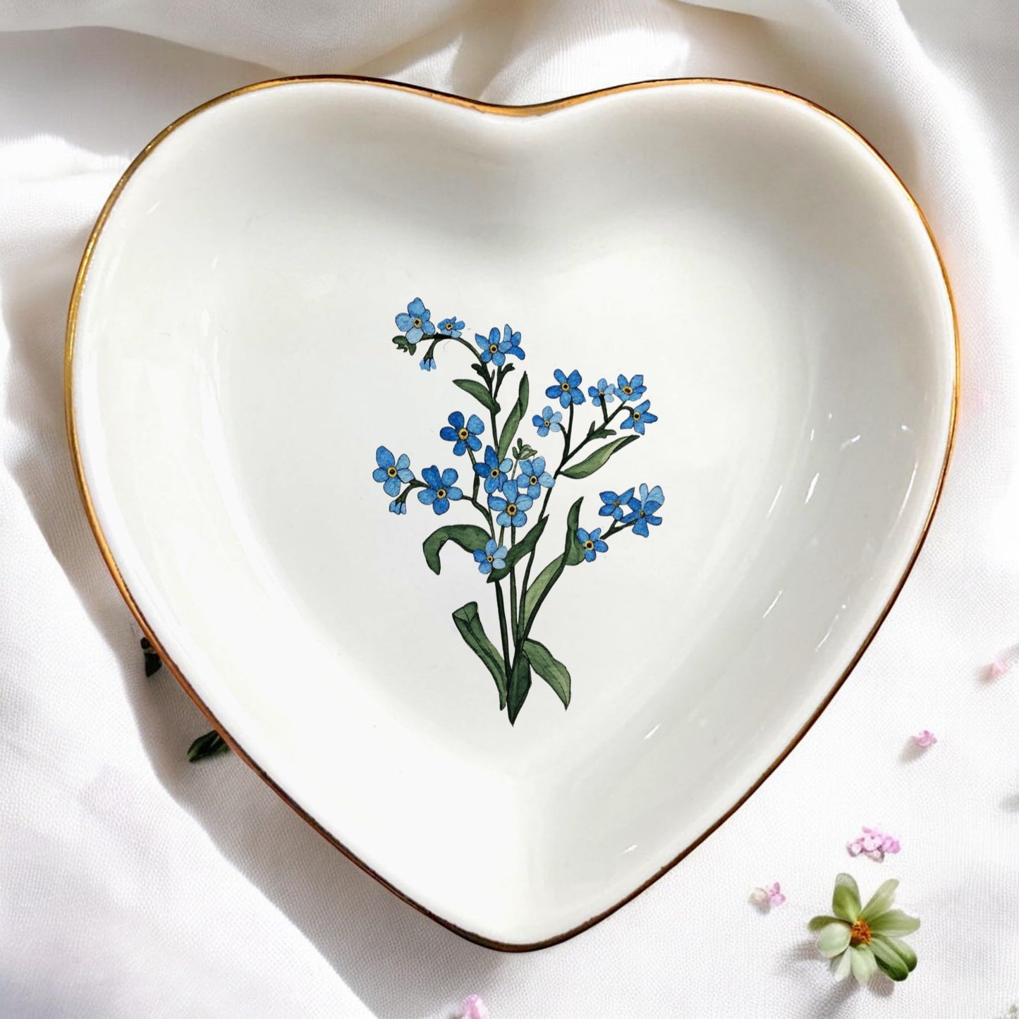 Clover89 Birth Month Flower Ring Jewelry Dish Tray-Floral Ring Holder for Hippie,Nature,Pace-Birthday Gifts for Mom,Mother-in-law,Step Mom,Aunt,Grandma,Sister,Friends (12 - December (Forget me not))