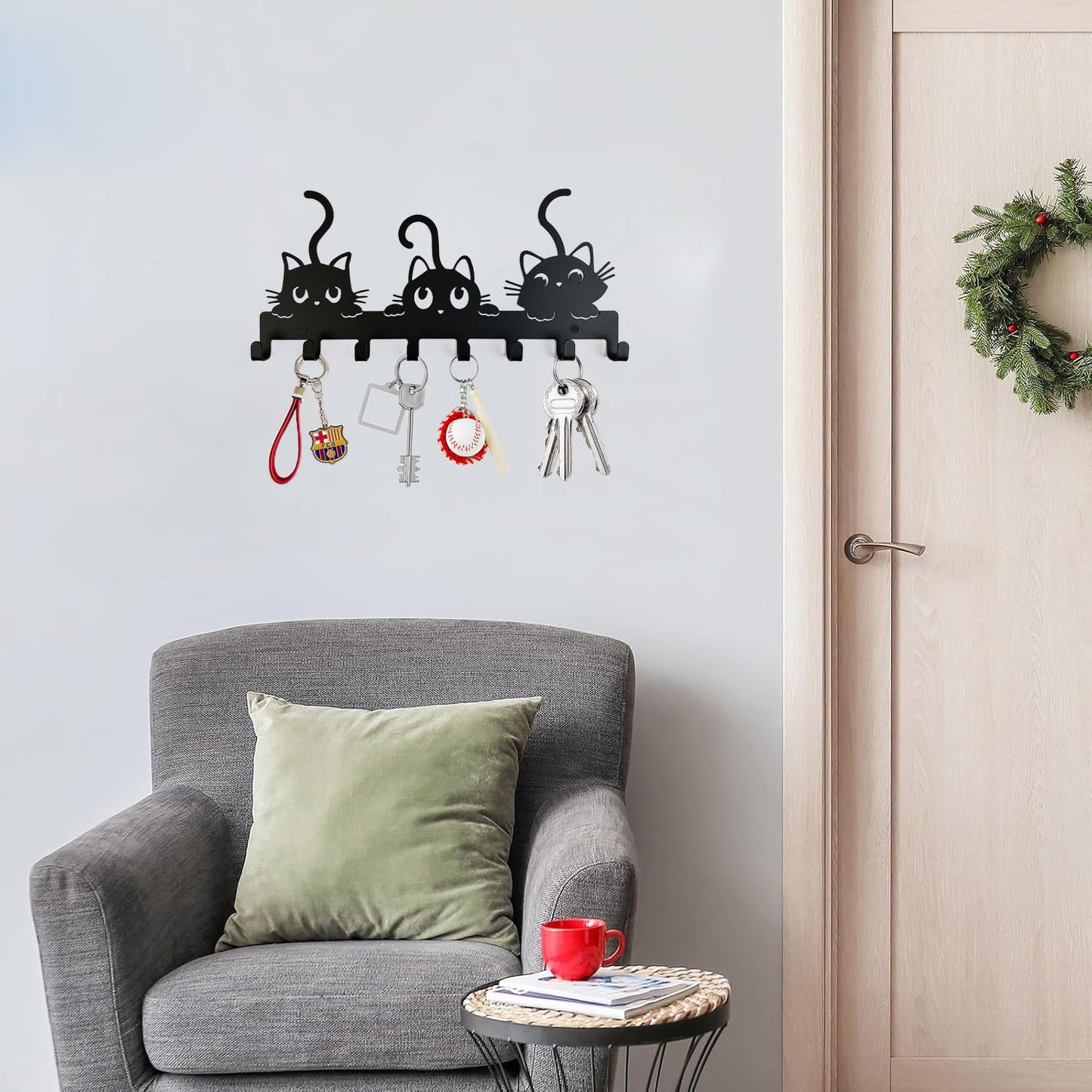 YXE Key Holder Wall Mount, Metal 8 Hooks, Keys Organizer Rack for Doorway ，Decoration and Functional Items for Home ，Housewarming Gifts (Cats Theme)