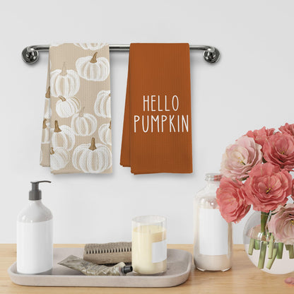 XNXLDYLH Fall Hello Pumpkin Kitchen Towels and Dishcloths Sets of 2, Fall Burnt Orange Beige White Pumpkin Decor Dish Hand Tea Towels Gifts for Bathroom Kitchen, Autumn Aesthetic Fall Decor, 16x24 in