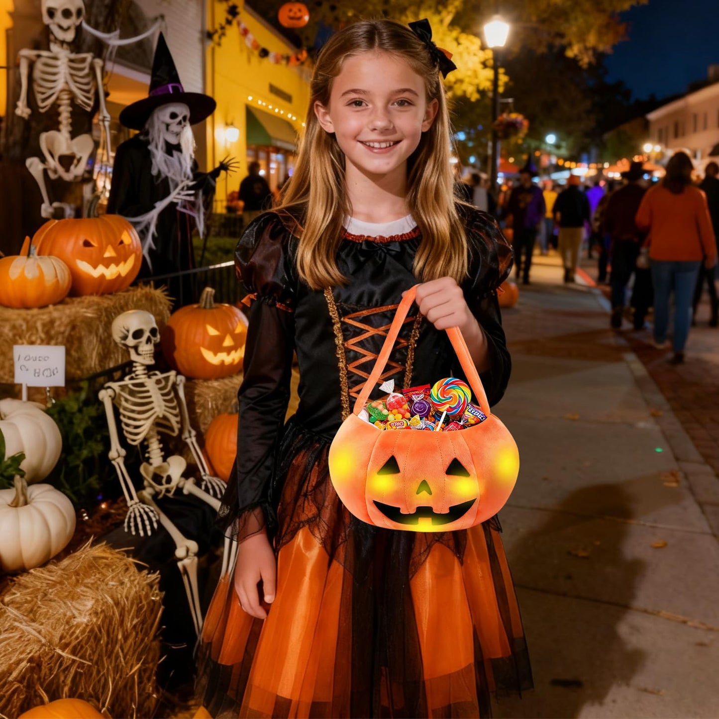 PinkSheep Halloween Trick or Treat Bucket: Light up Candy Bags for Trick or Treating Party (Pumpkin Orange)