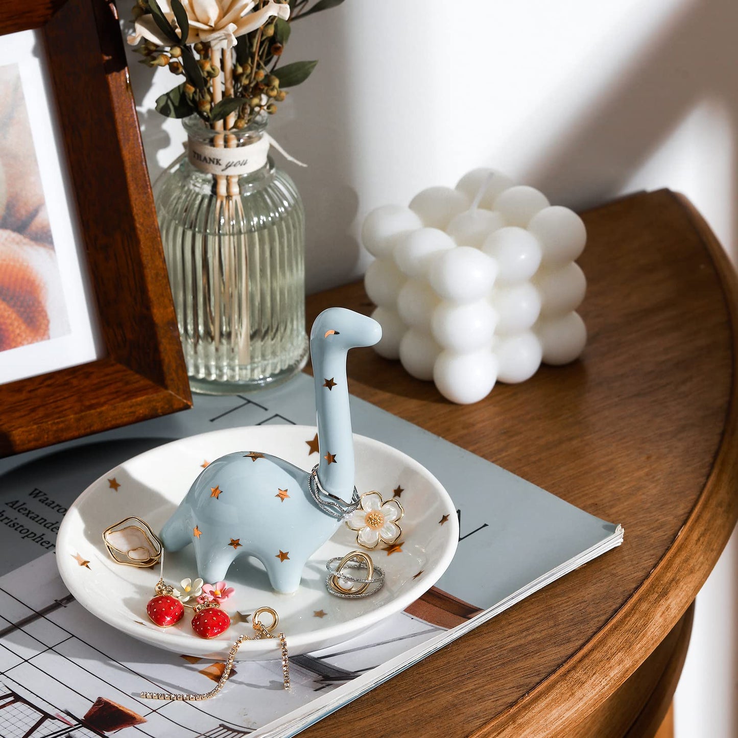 PUDDING CABIN Dinosaur Ring Holder for Jewelry, Gifts for Women Girls Birthday Wedding Graduation Valentines Bday Gift, Jewelry Dish Tray for Rings Bracelets Necklace Organizer